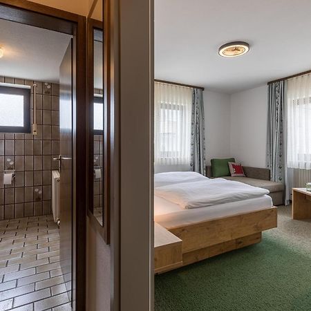 Landhotel Traube Seewald 외부 사진